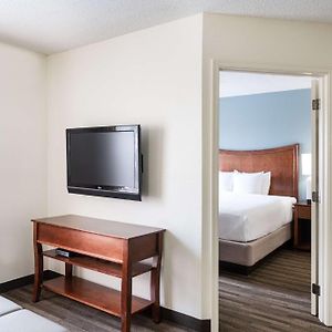 One-Bedroom King Suite